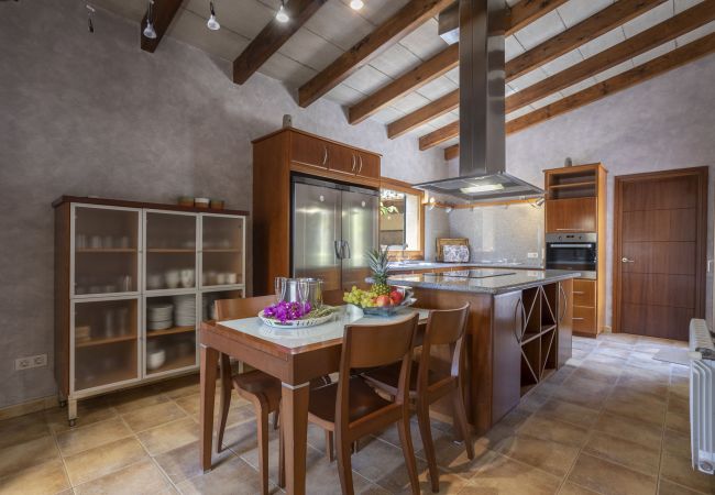 Country house in Selva - Finca Alzina Country house in Selva - Finca Alzina