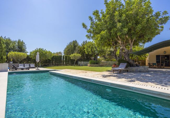 Country house in Selva - Finca Alzina Country house in Selva - Finca Alzina