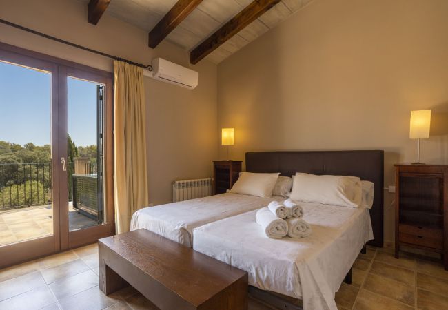 Country house in Selva - Finca Alzina Country house in Selva - Finca Alzina