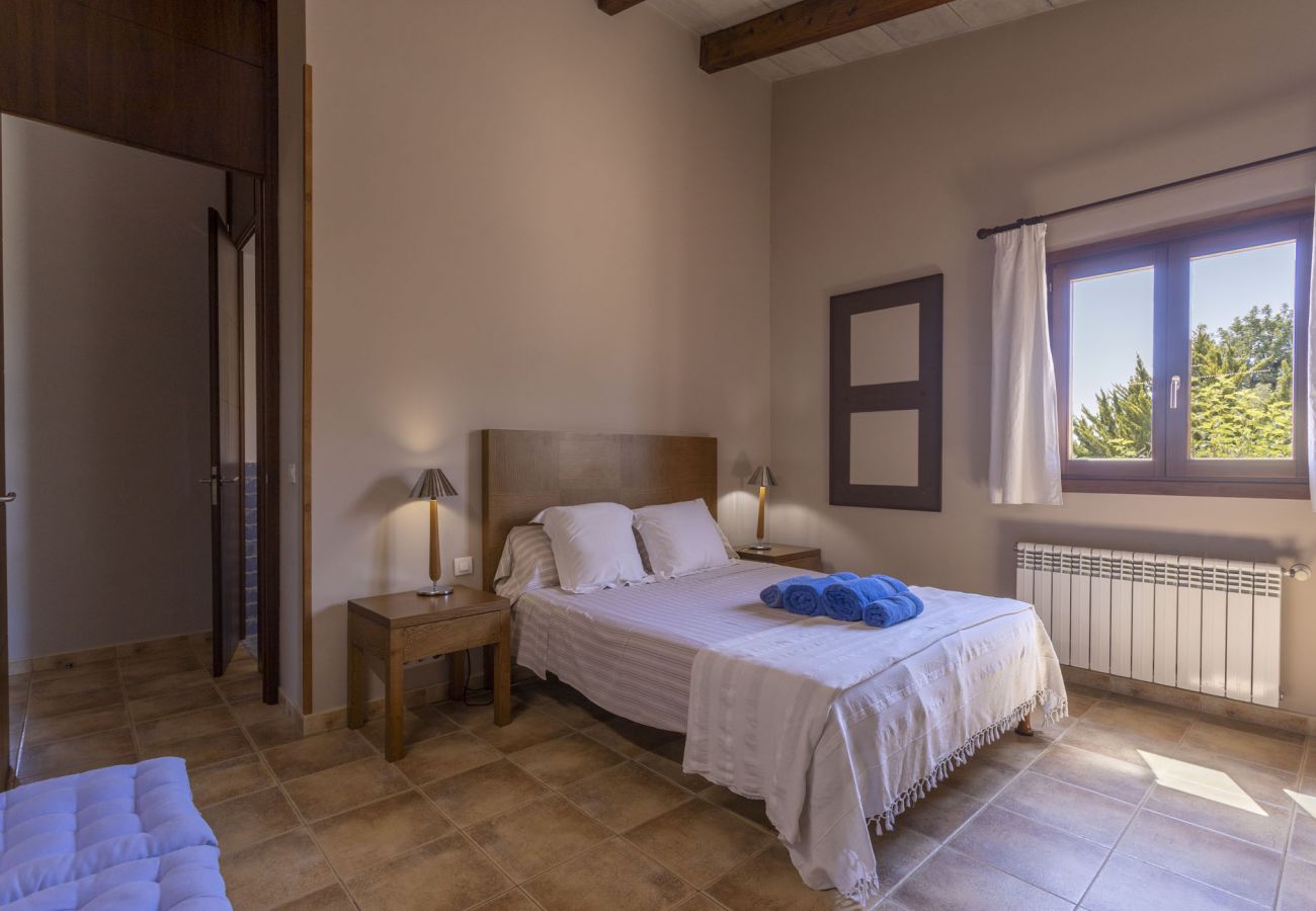 Country house in Selva - Finca Alzina Country house in Selva - Finca Alzina