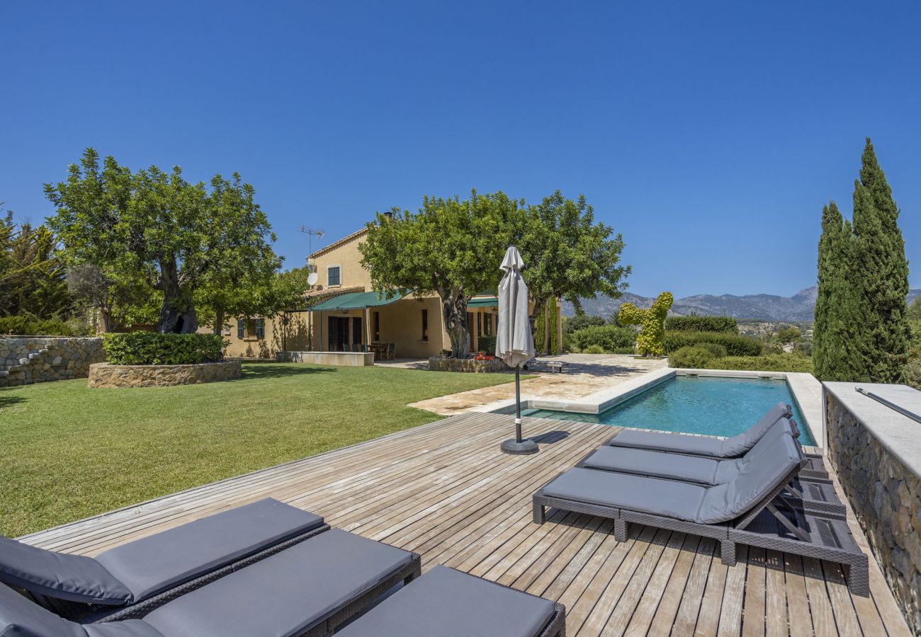 Country house in Selva - Finca Alzina Country house in Selva - Finca Alzina