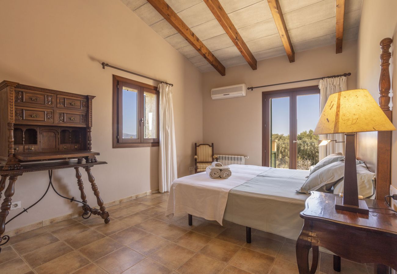 Country house in Selva - Finca Alzina Country house in Selva - Finca Alzina