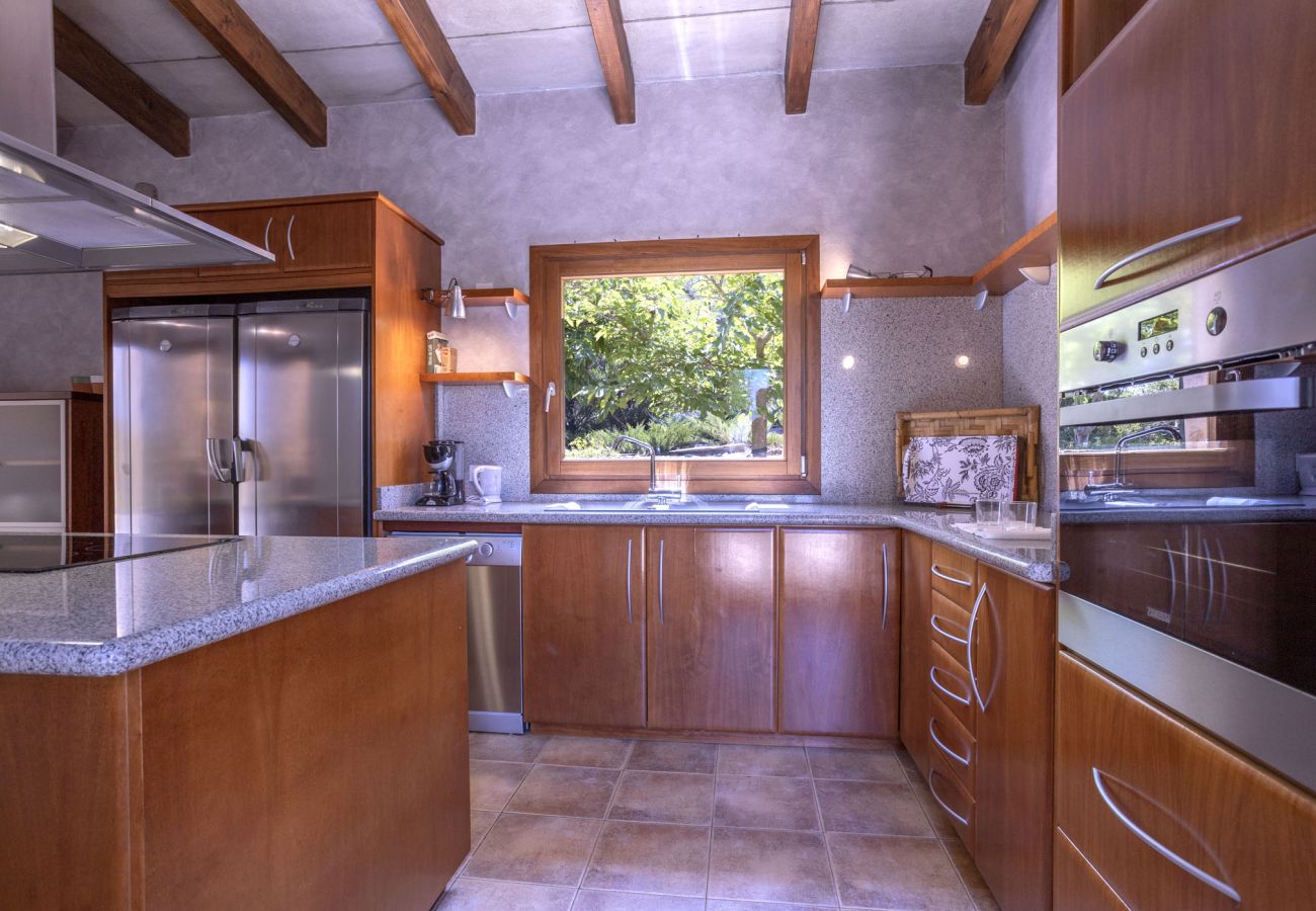 Country house in Selva - Finca Alzina Country house in Selva - Finca Alzina