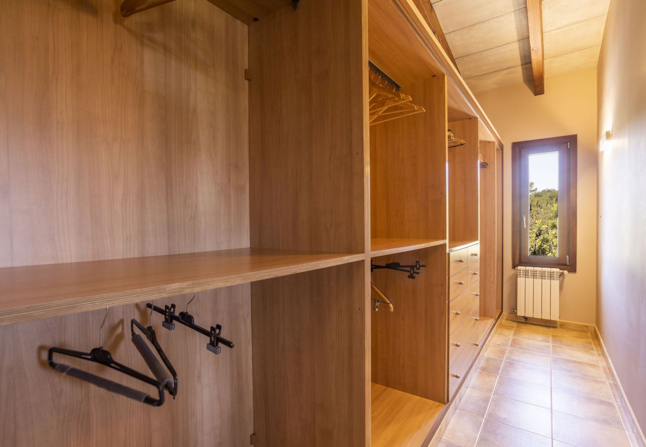 Country house in Selva - Finca Alzina Country house in Selva - Finca Alzina