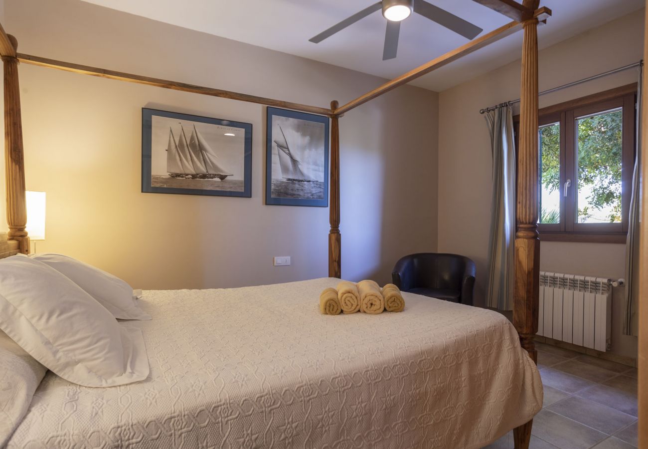 Country house in Selva - Finca Alzina Country house in Selva - Finca Alzina