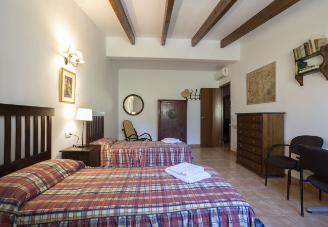 Villa in Caimari - Finca Can Grenat Villa in Caimari - Finca Can Grenat