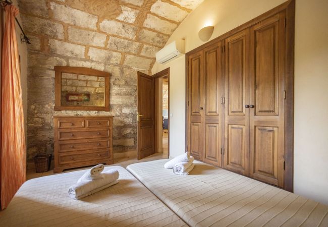 Country house in Selva - Finca Sa Mina Family Country house in Selva - Finca Sa Mina Family