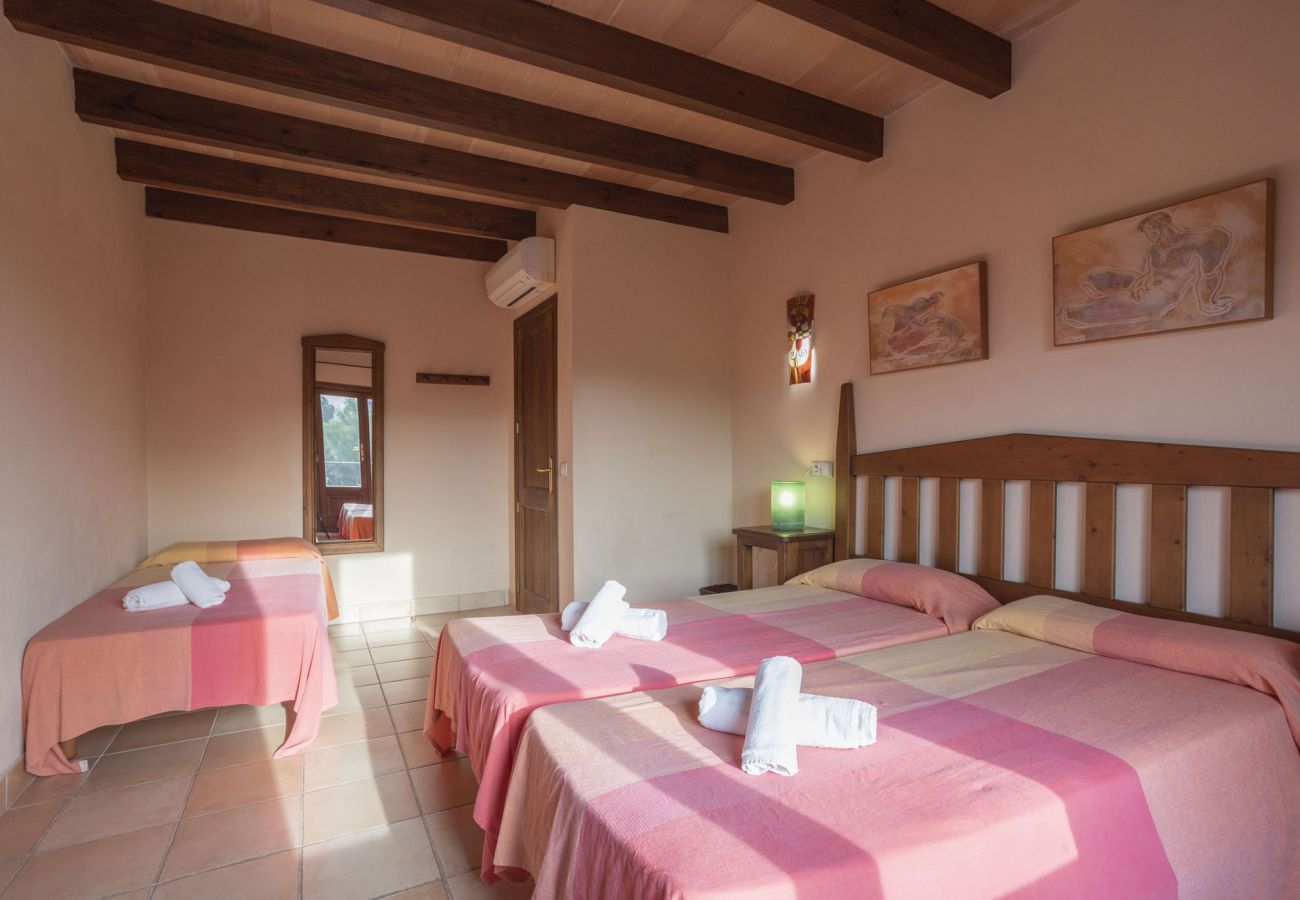 Country house in Selva - Finca Sa Mina Family Country house in Selva - Finca Sa Mina Family