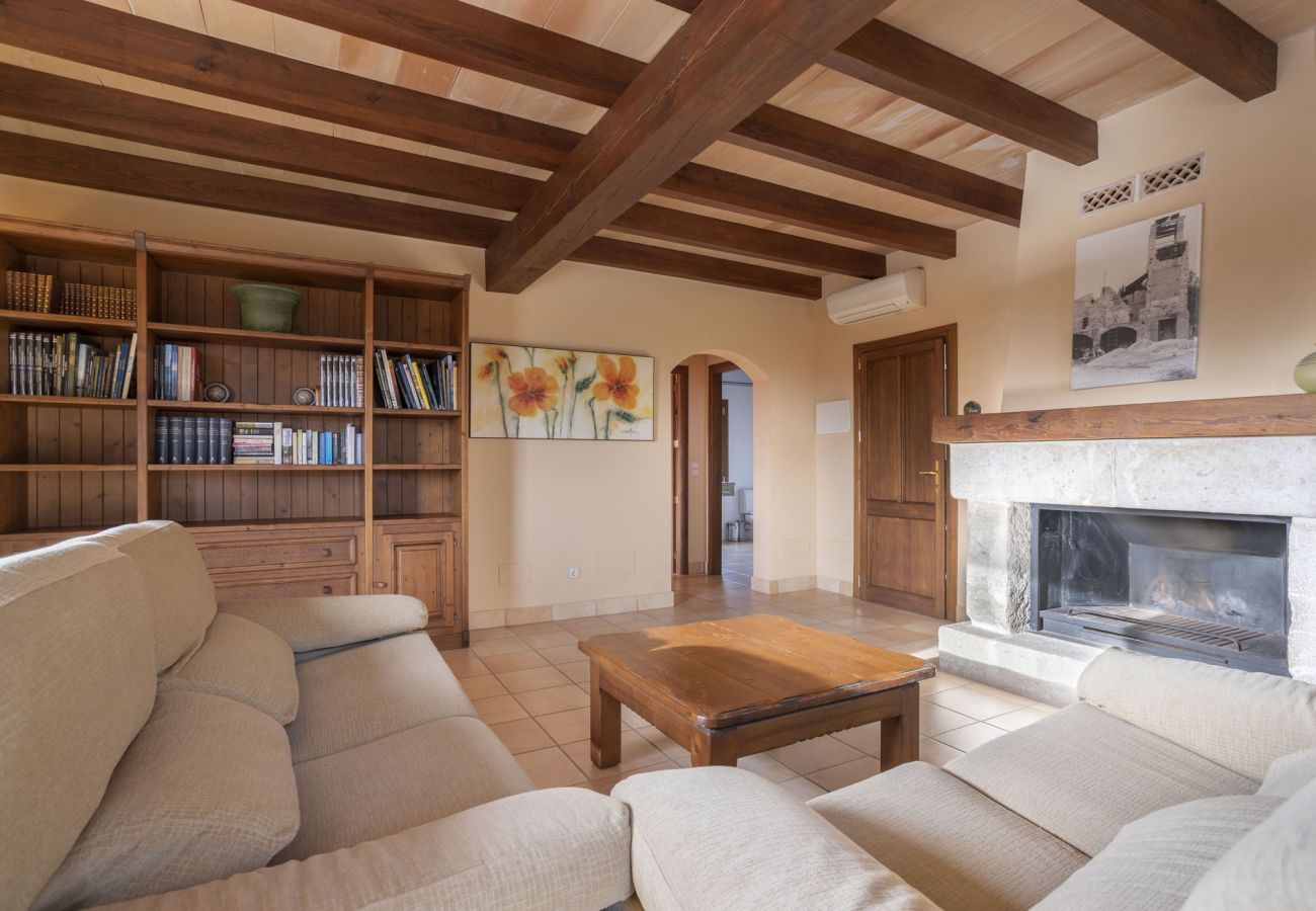 Country house in Selva - Finca Sa Mina Family Country house in Selva - Finca Sa Mina Family