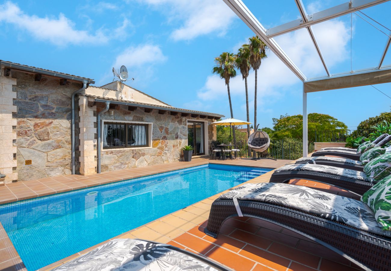 Country house in Lloseta - Es Refugi De Les Aguiles